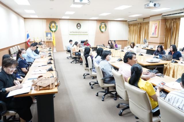 3. ประชุมเพื่อเตรียมความพร้อมการดำเนินงานตามตัวบ่งชี้ระดับคณะและมหาวิทยาลัย 